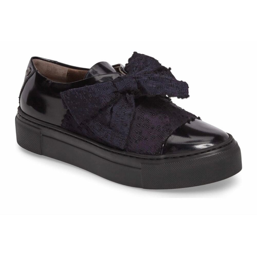 NWOT AGL Bow Platform Sneaker Size 38